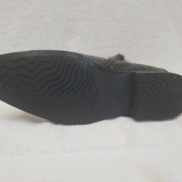 All new and unworn Designer Mens Leather Short Boots. - Picture 6 of 7